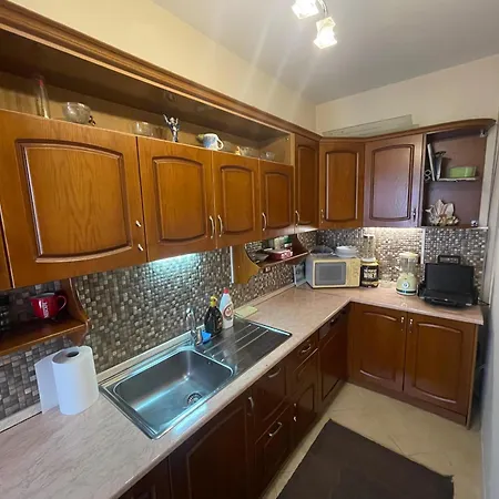 Family 1 Apartment *